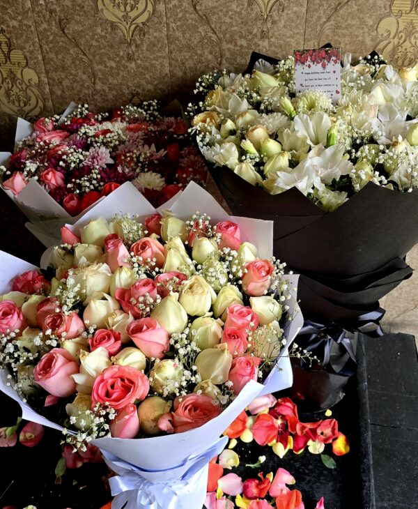 Love in Threes – Elegant Mixed Flower Bundle