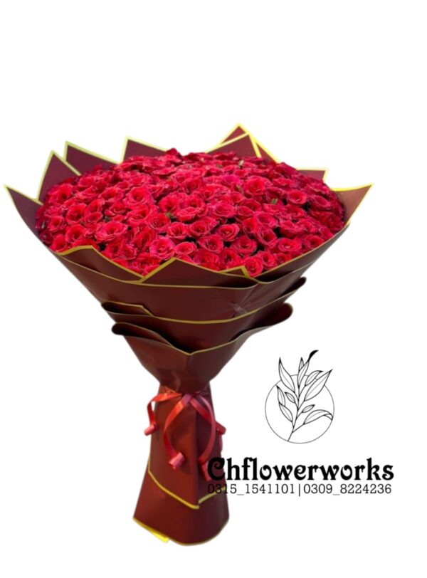 Crimson Majesty (200 Roses)