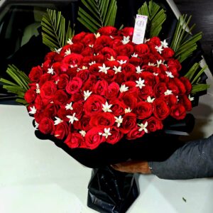 120 Red Roses Bouquet – Luxury Flower Delivery in Islamabad & Rawalpindi